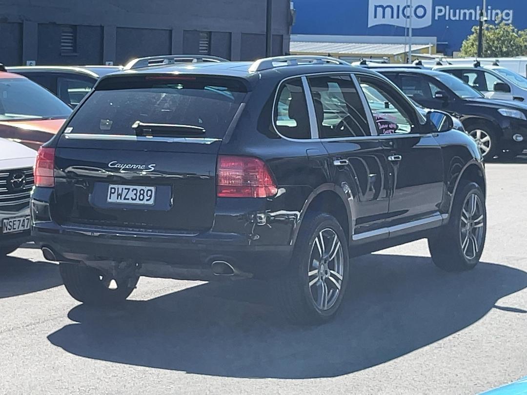 Photo '8' of Porsche Cayenne S TIP