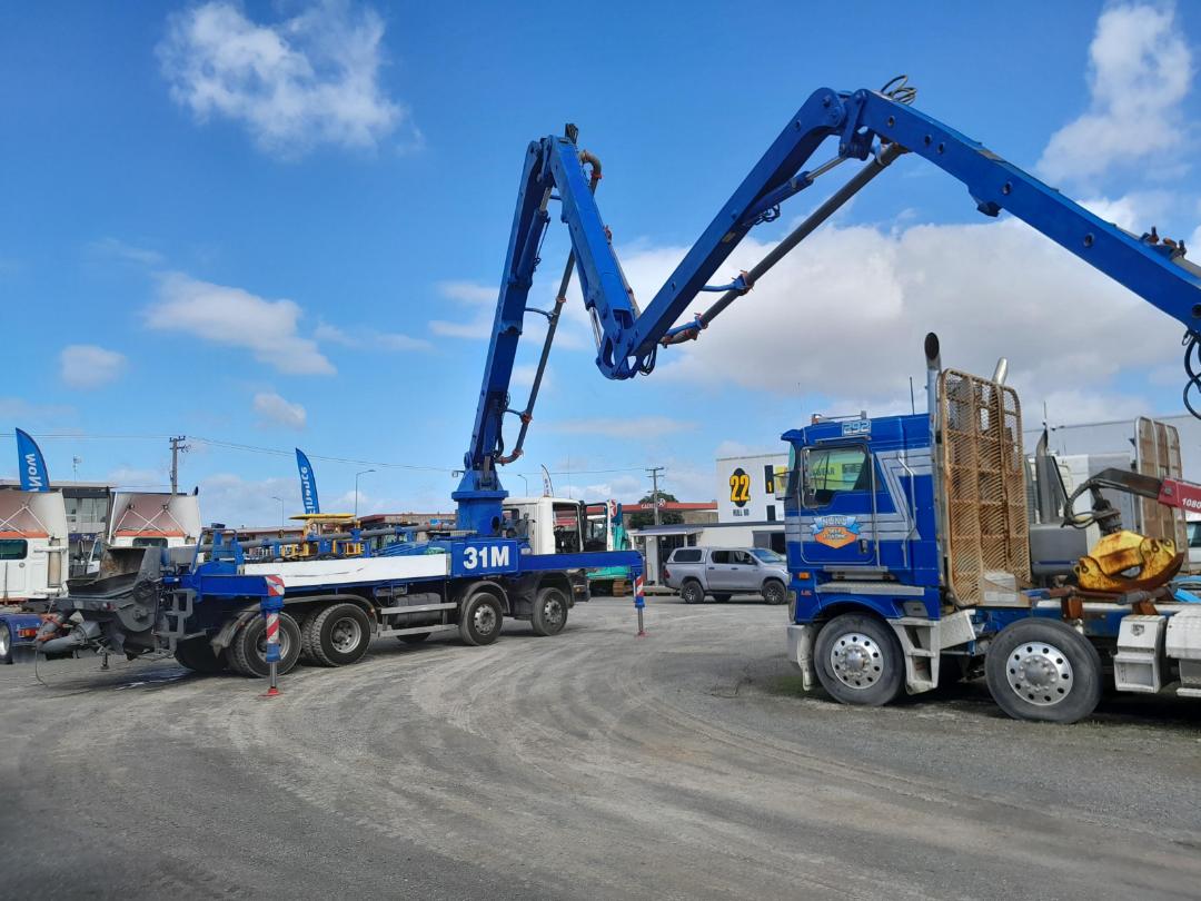 Photo '12' of SCANIA 114 CB8X4HZ 340 Concrete Pump Truck Photo '12' of SCANIA 114 CB8X4HZ 340 Concrete Pump Truck