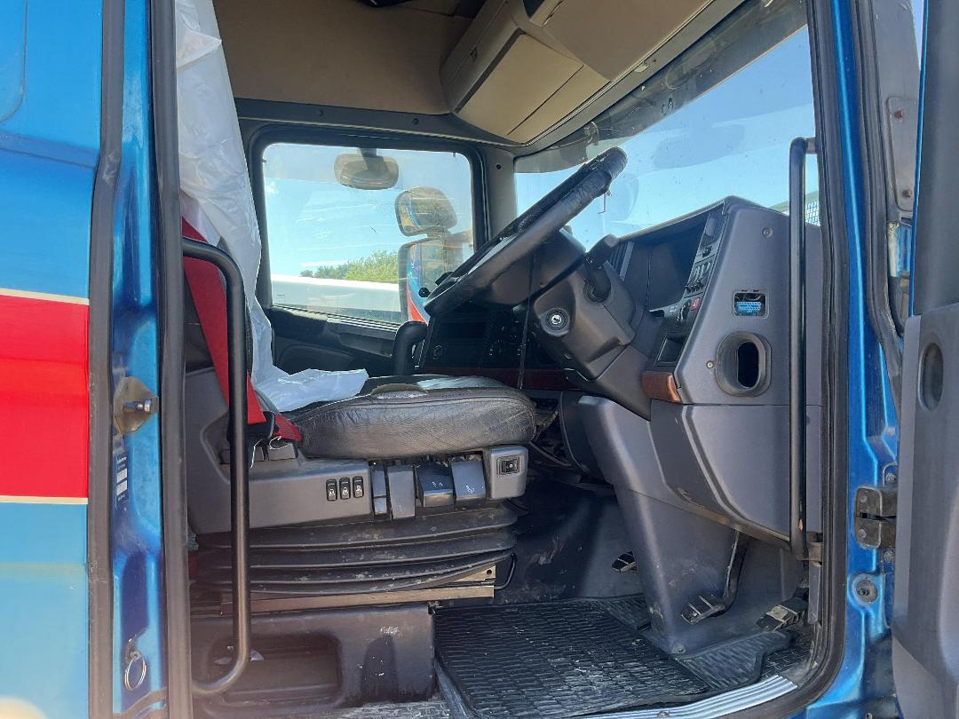 Photo '11' of Scania R580 LB8X4MHZ Livestock Photo '11' of Scania R580 LB8X4MHZ Livestock