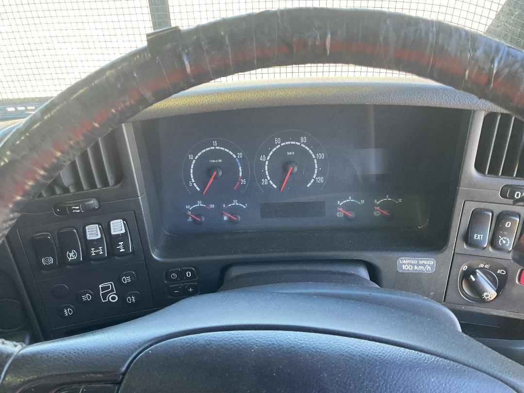 Photo '12' of Scania R580 LB8X4MHZ Livestock Photo '12' of Scania R580 LB8X4MHZ Livestock