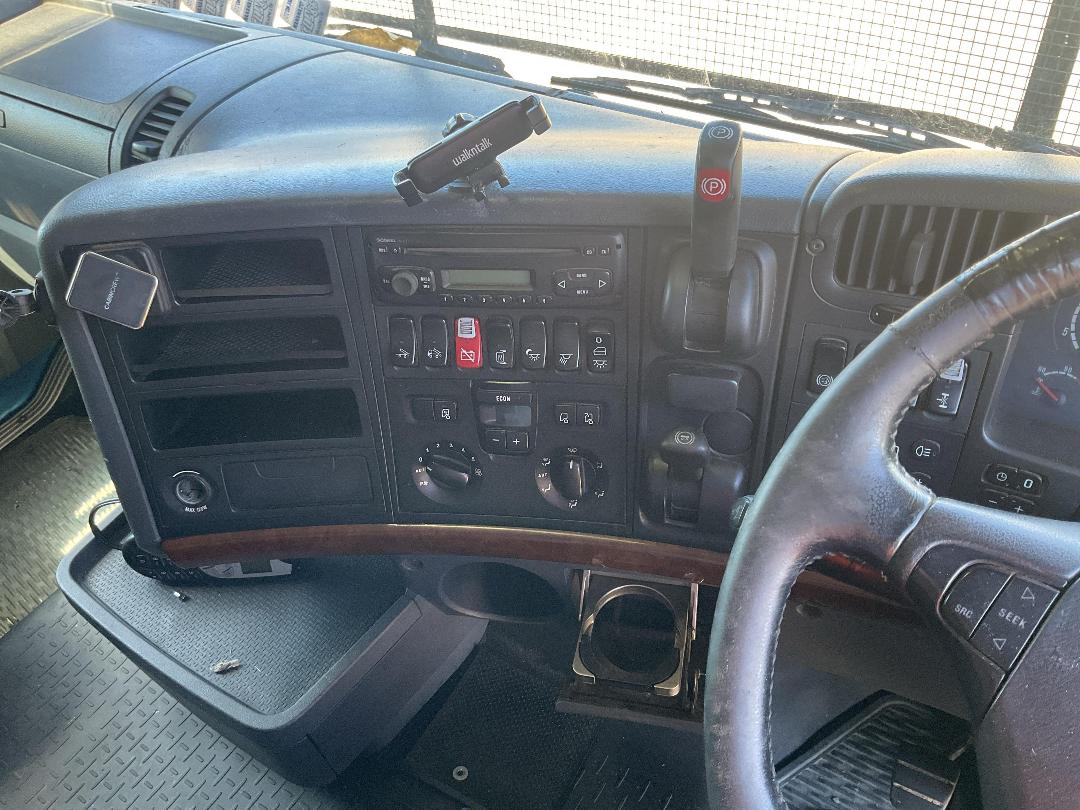 Photo '14' of Scania R580 LB8X4MHZ Livestock Photo '14' of Scania R580 LB8X4MHZ Livestock