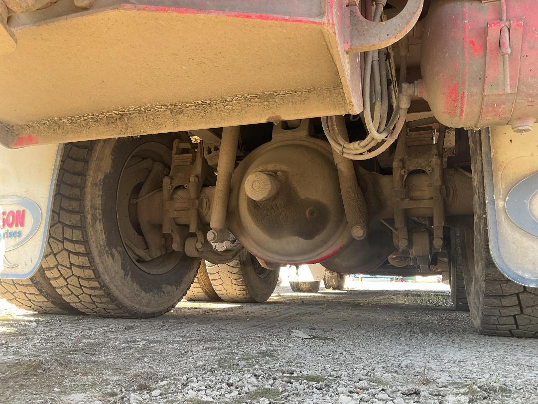 Photo '31' of Scania R580 LB8X4MHZ Livestock Photo '31' of Scania R580 LB8X4MHZ Livestock