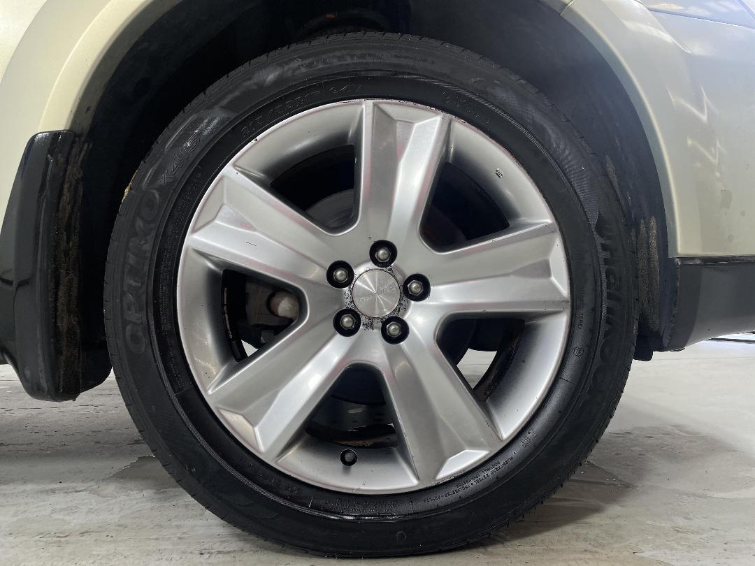 Photo '9' of Subaru Legacy Photo '9' of Subaru Legacy