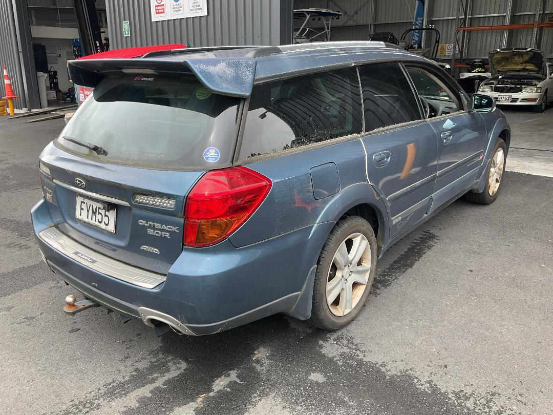 Photo '4' of Subaru Legacy Photo '4' of Subaru Legacy