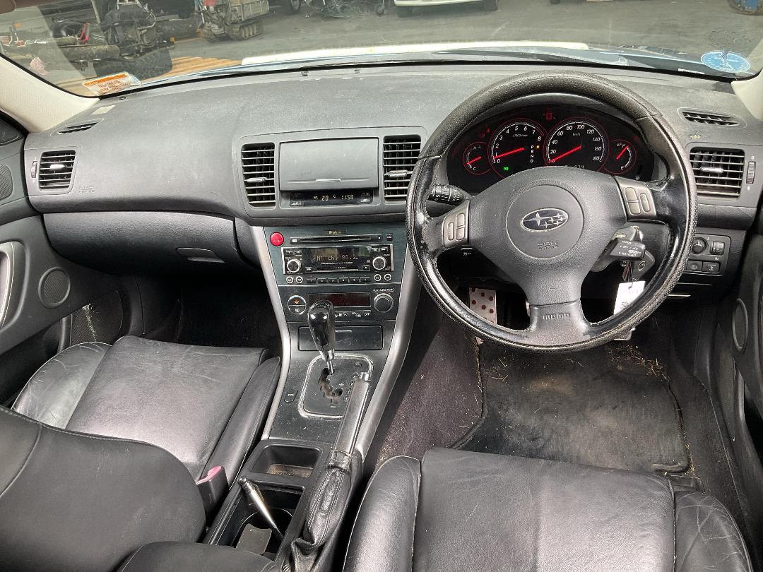 Photo '15' of Subaru Legacy Photo '15' of Subaru Legacy