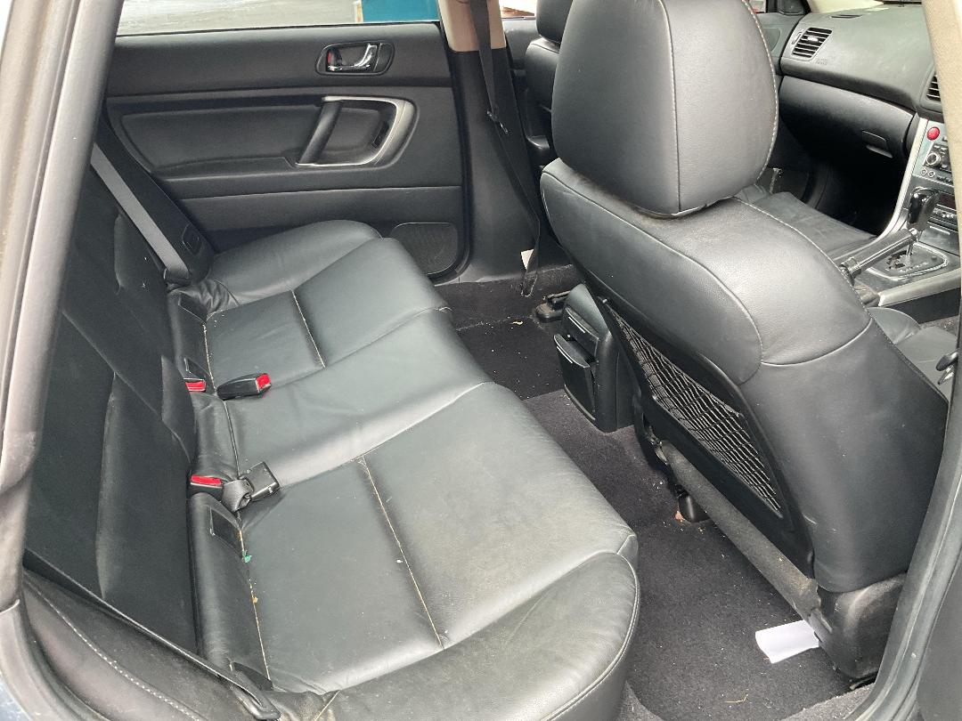 Photo '16' of Subaru Legacy Photo '16' of Subaru Legacy