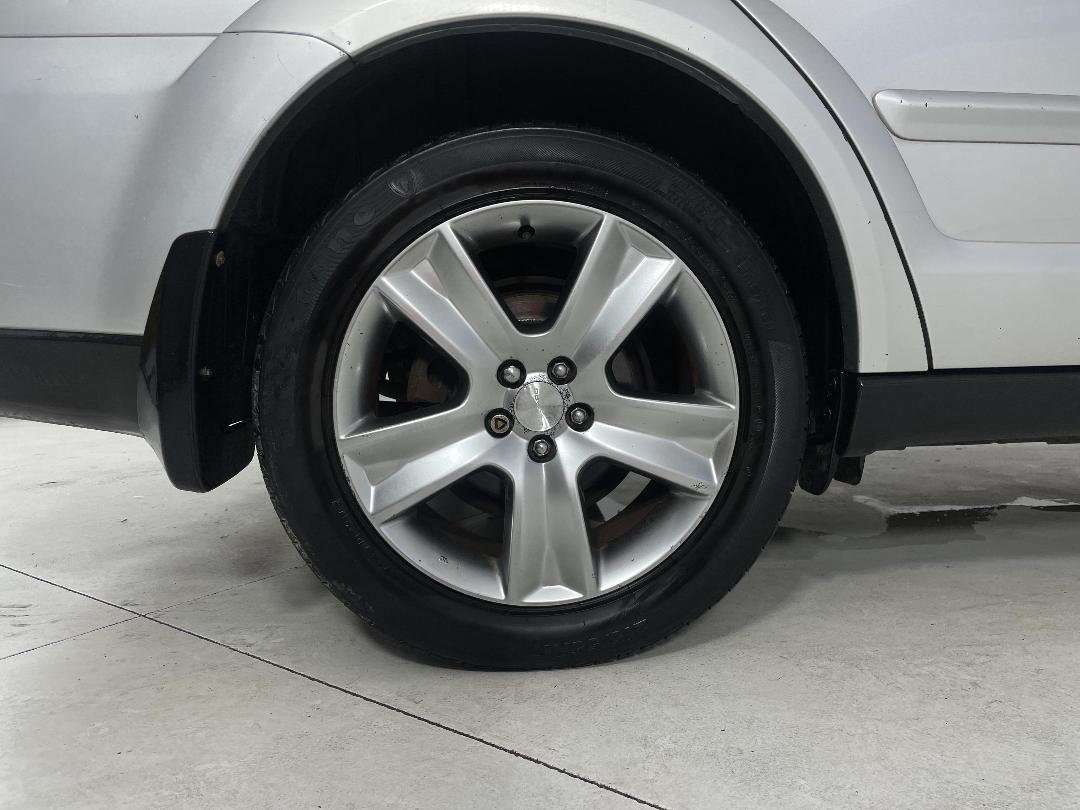 Photo '12' of Subaru Legacy Photo '12' of Subaru Legacy