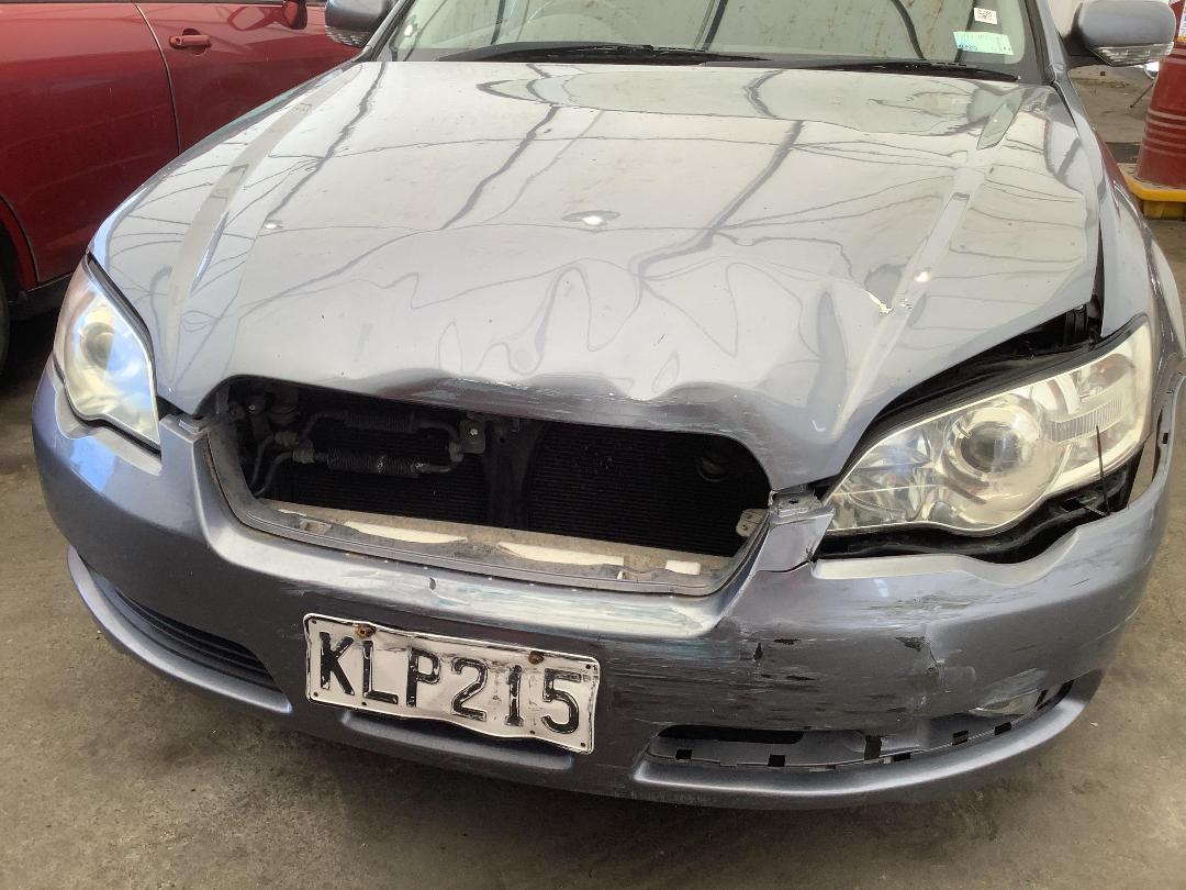 Photo '2' of Subaru Legacy