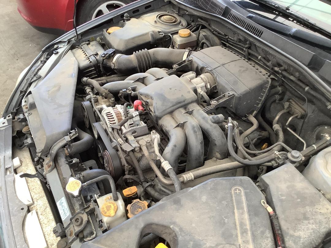 Photo '10' of Subaru Legacy