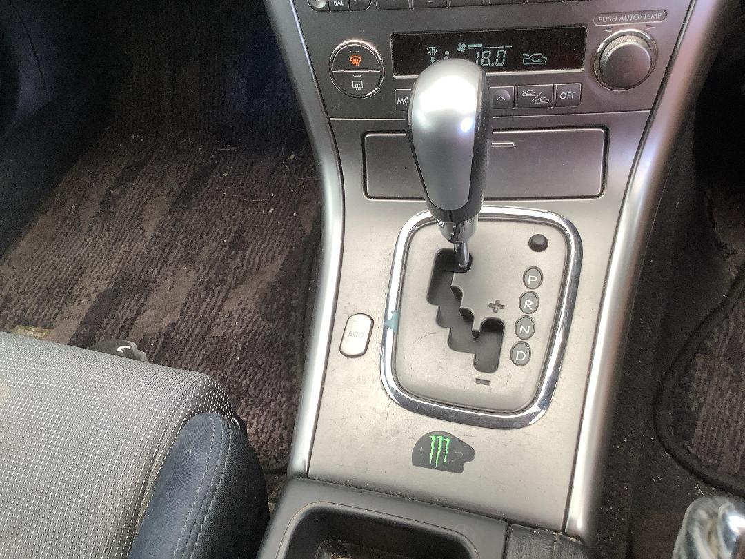 Photo '14' of Subaru Legacy