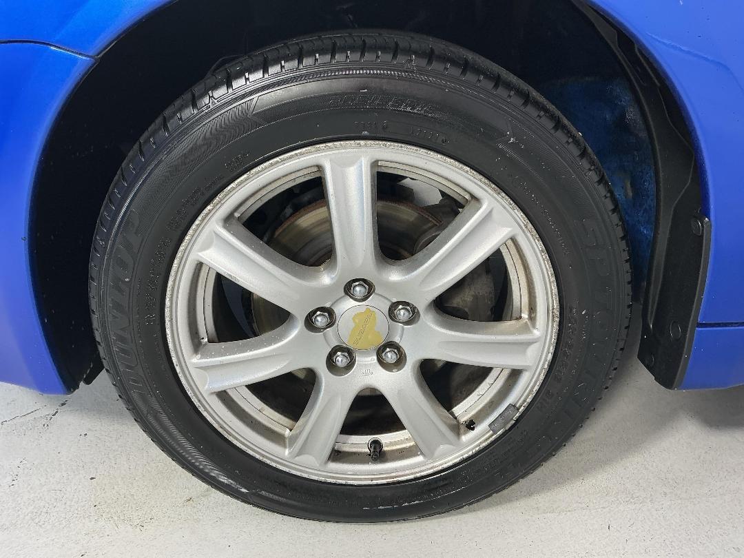 Photo '10' of Subaru Legacy