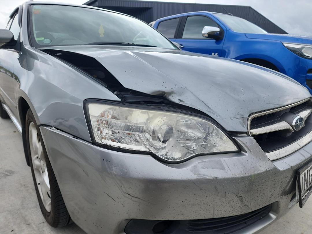 Photo '7' of Subaru Legacy Photo '7' of Subaru Legacy