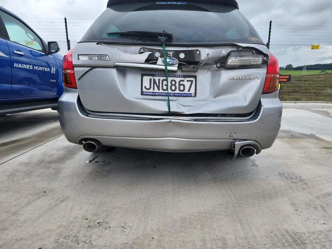 Photo '10' of Subaru Legacy Photo '10' of Subaru Legacy