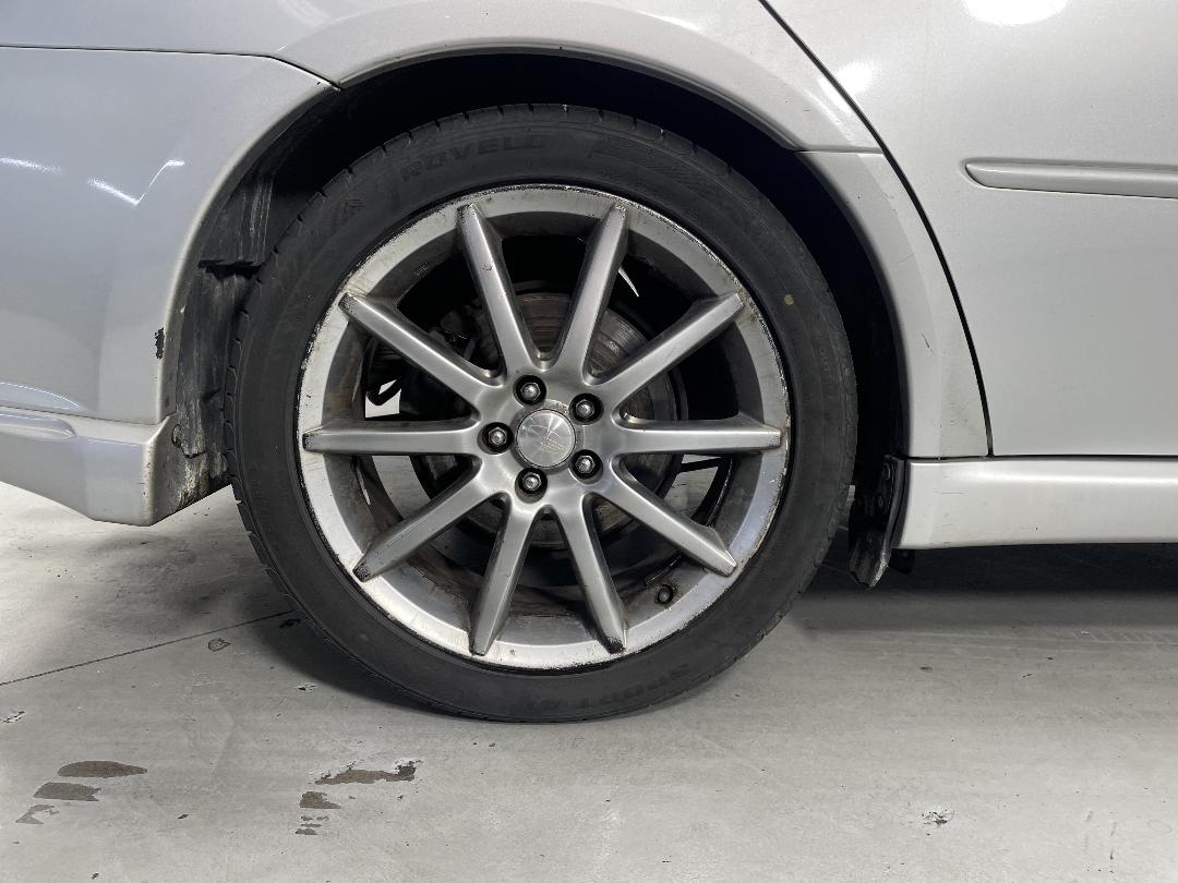 Photo '12' of Subaru Legacy Photo '12' of Subaru Legacy