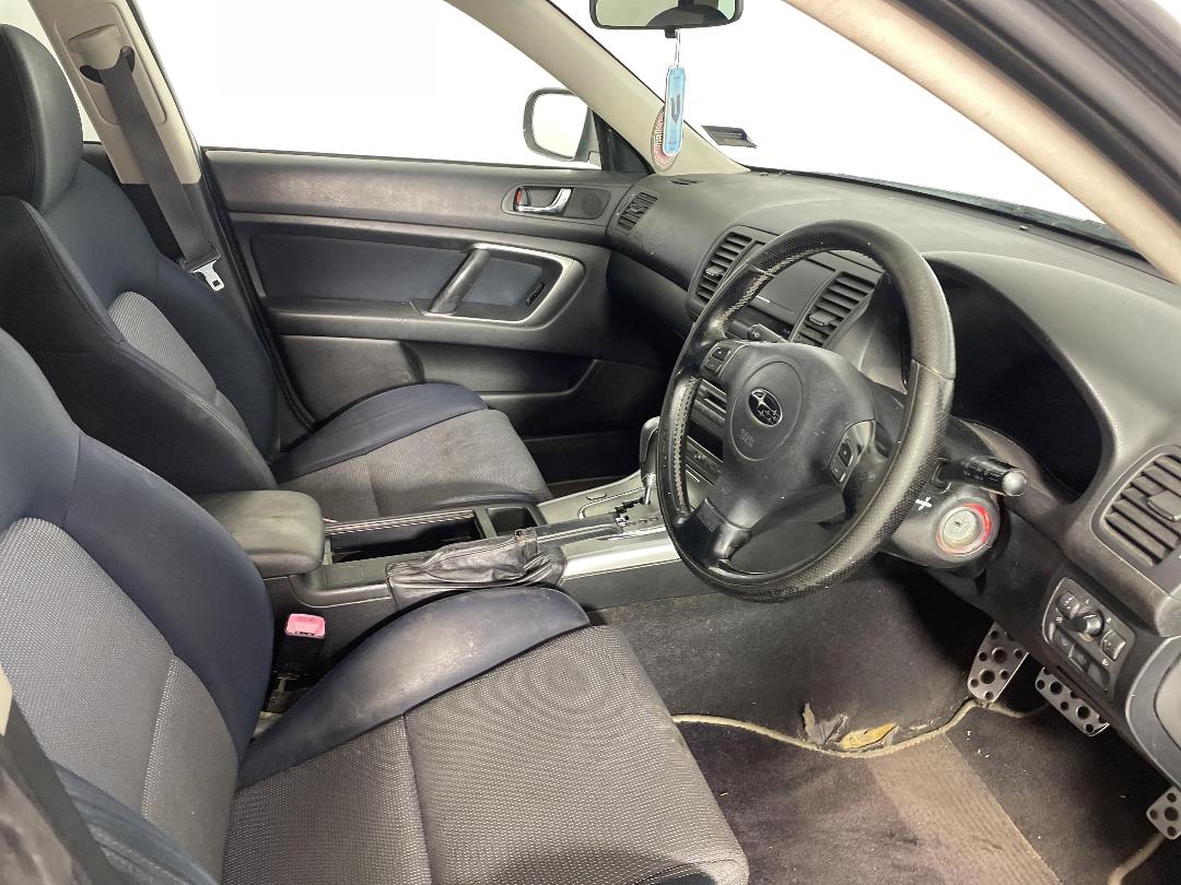 Photo '16' of Subaru Legacy Photo '16' of Subaru Legacy