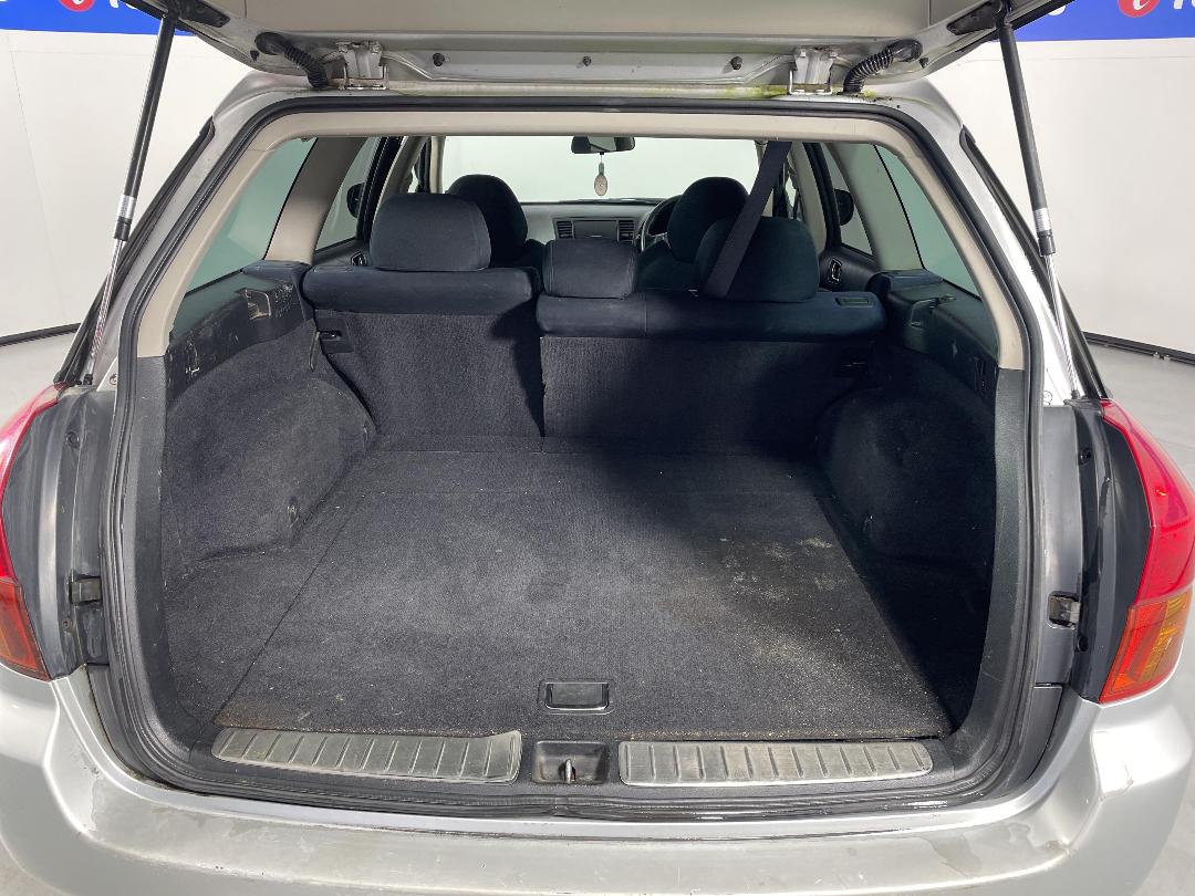 Photo '14' of Subaru Legacy Photo '14' of Subaru Legacy