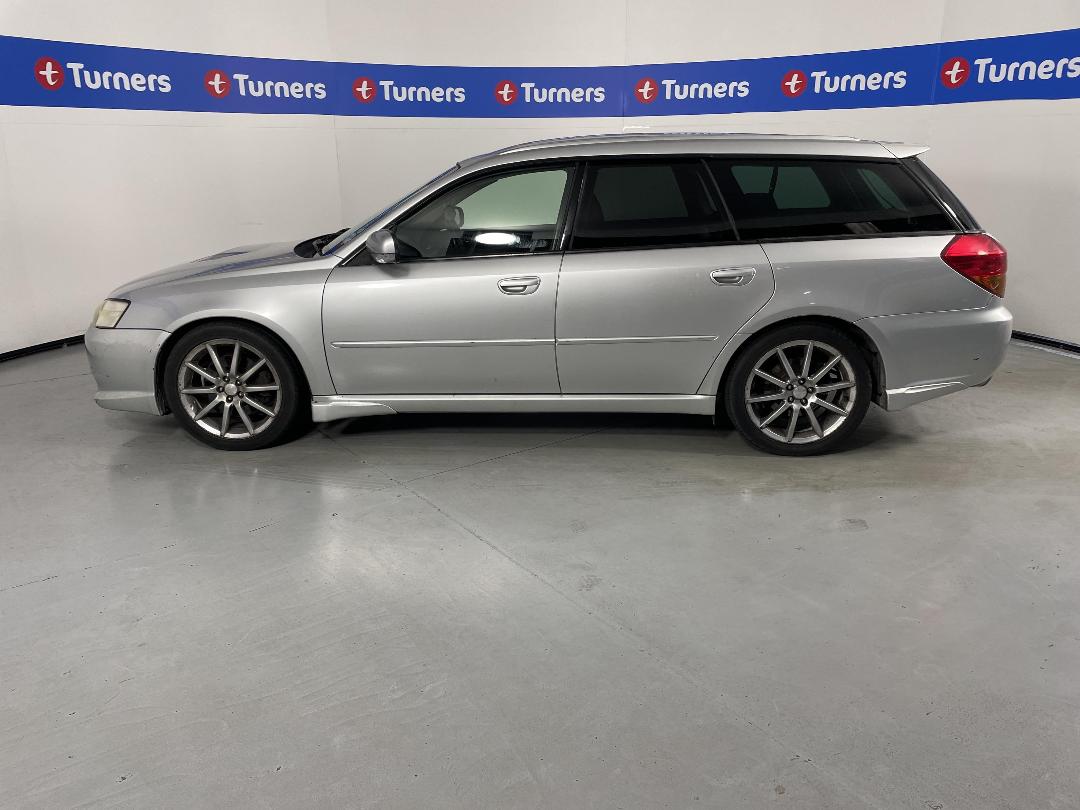 Photo '24' of Subaru Legacy Photo '24' of Subaru Legacy