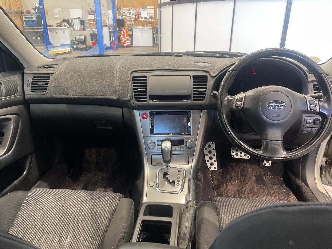 Photo '18' of Subaru Legacy Outback