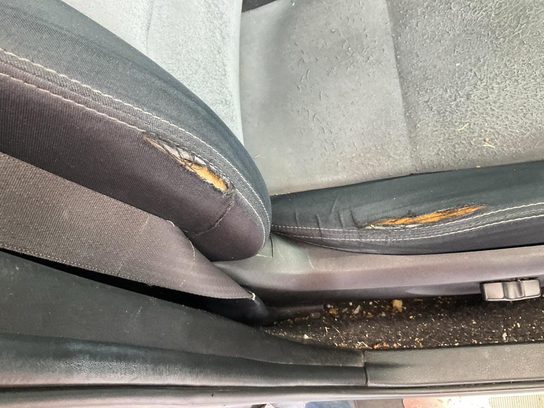 Photo '20' of Subaru Legacy