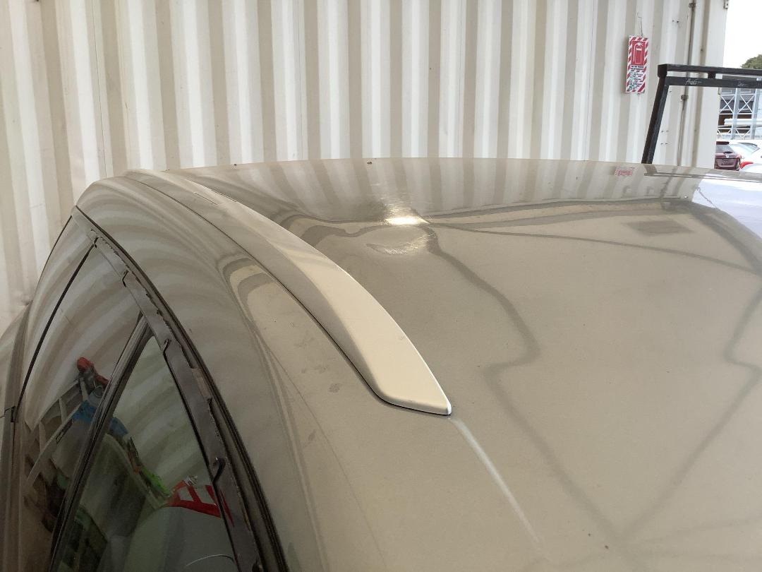 Photo '4' of Subaru Legacy