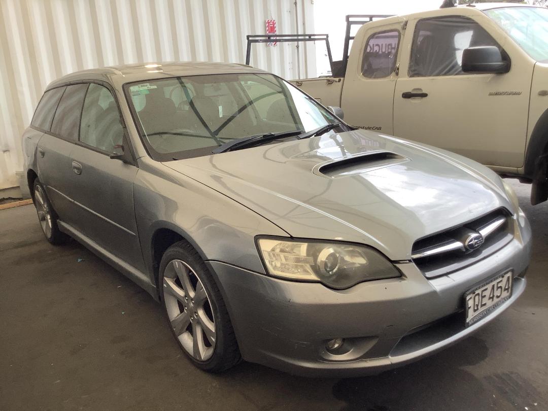 Photo '2' of Subaru Legacy