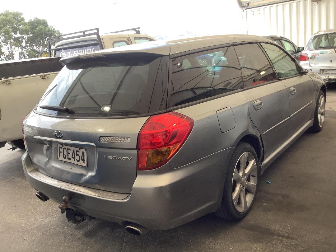 Photo '5' of Subaru Legacy