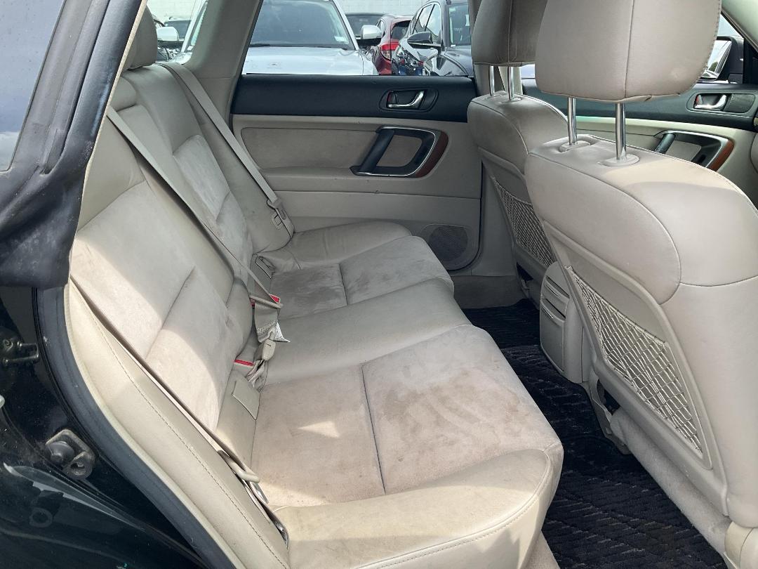 Photo '9' of Subaru Legacy