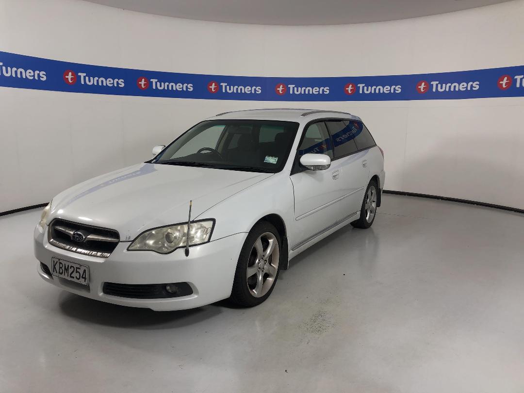 Photo '4' of Subaru Legacy