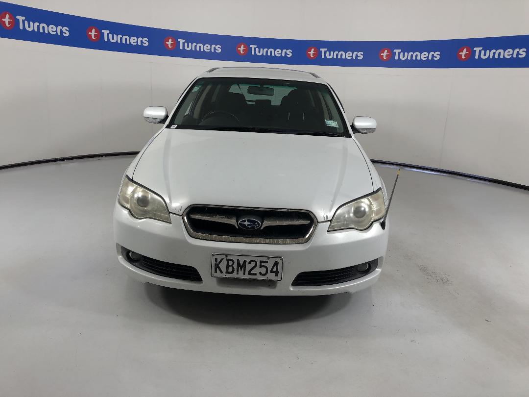 Photo '2' of Subaru Legacy