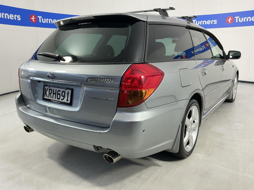 Photo '7' of Subaru Legacy