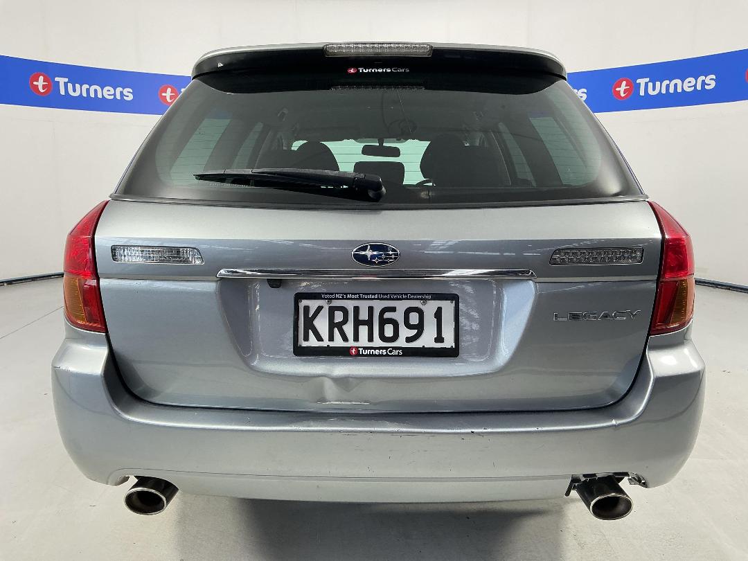 Photo '6' of Subaru Legacy