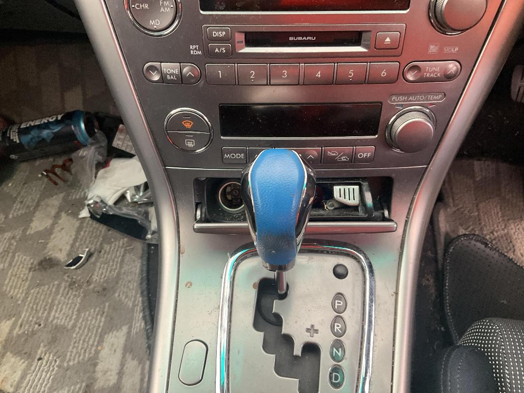 Photo '10' of Subaru Legacy Photo '10' of Subaru Legacy