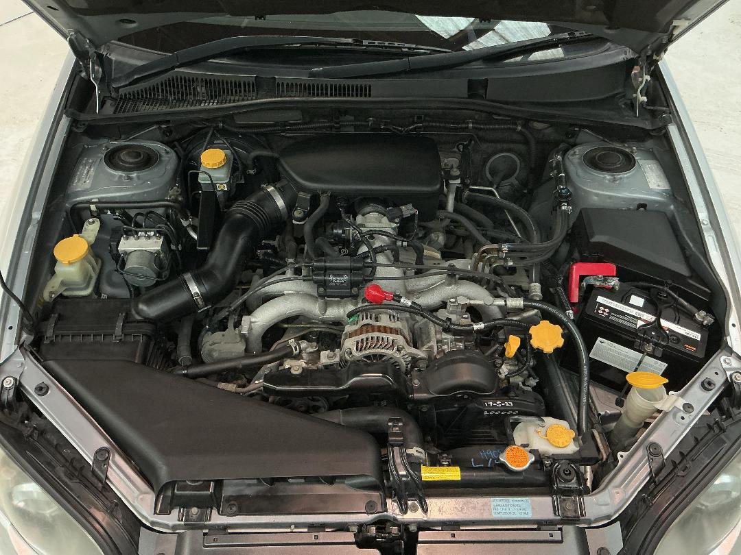 Photo '13' of Subaru Legacy