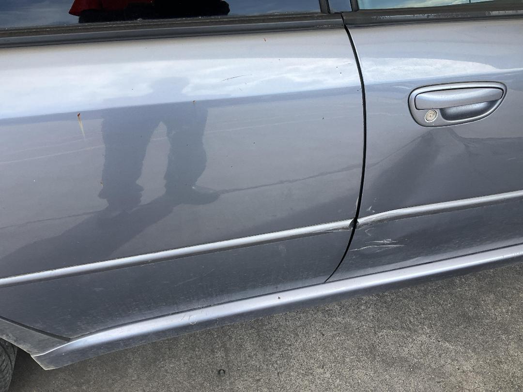 Photo '18' of Subaru Legacy