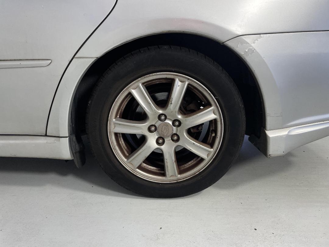 Photo '9' of Subaru Legacy