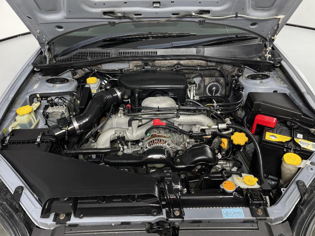 Photo '13' of Subaru Legacy