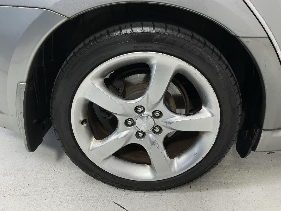 Photo '12' of Subaru Legacy