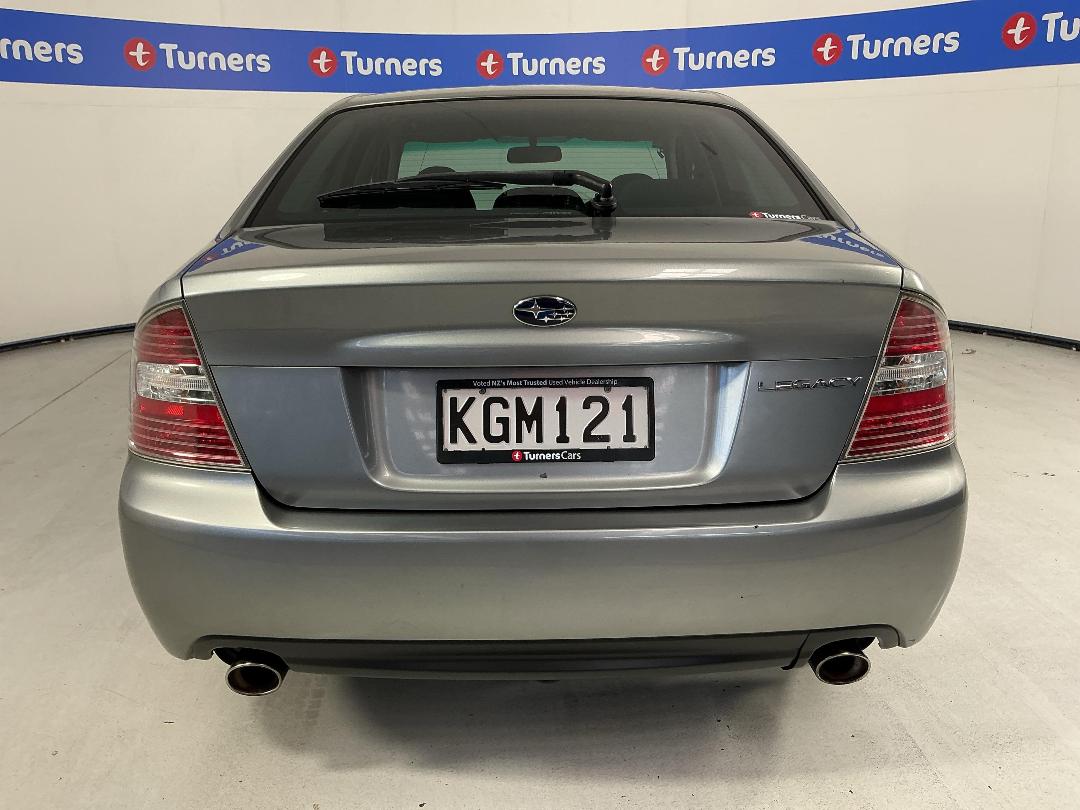 Photo '6' of Subaru Legacy