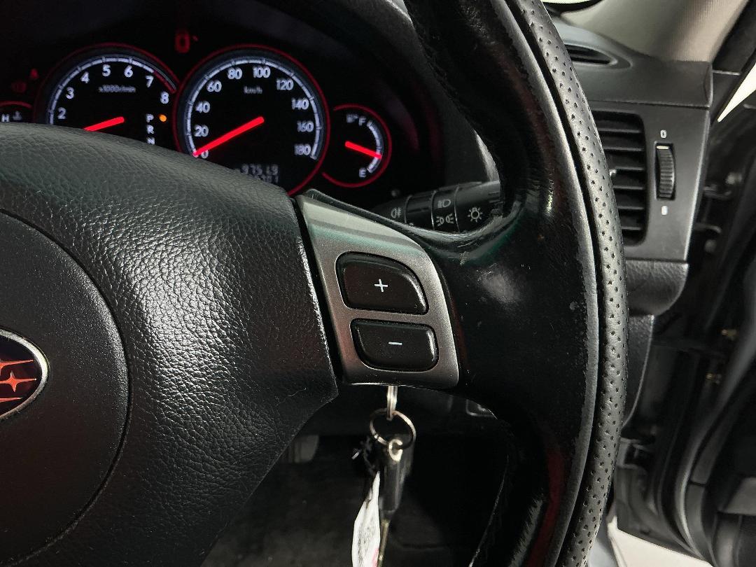 Photo '23' of Subaru Legacy