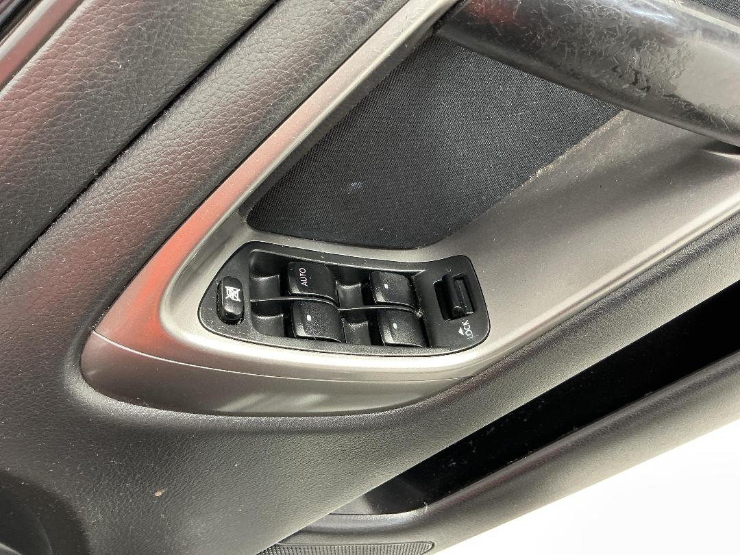 Photo '25' of Subaru Legacy