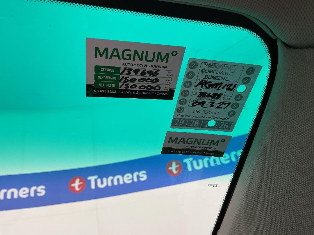 Photo '26' of Subaru Legacy