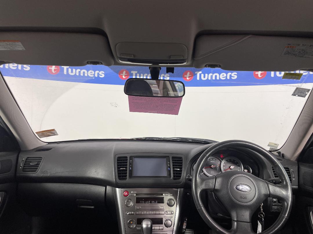 Photo '15' of Subaru Legacy