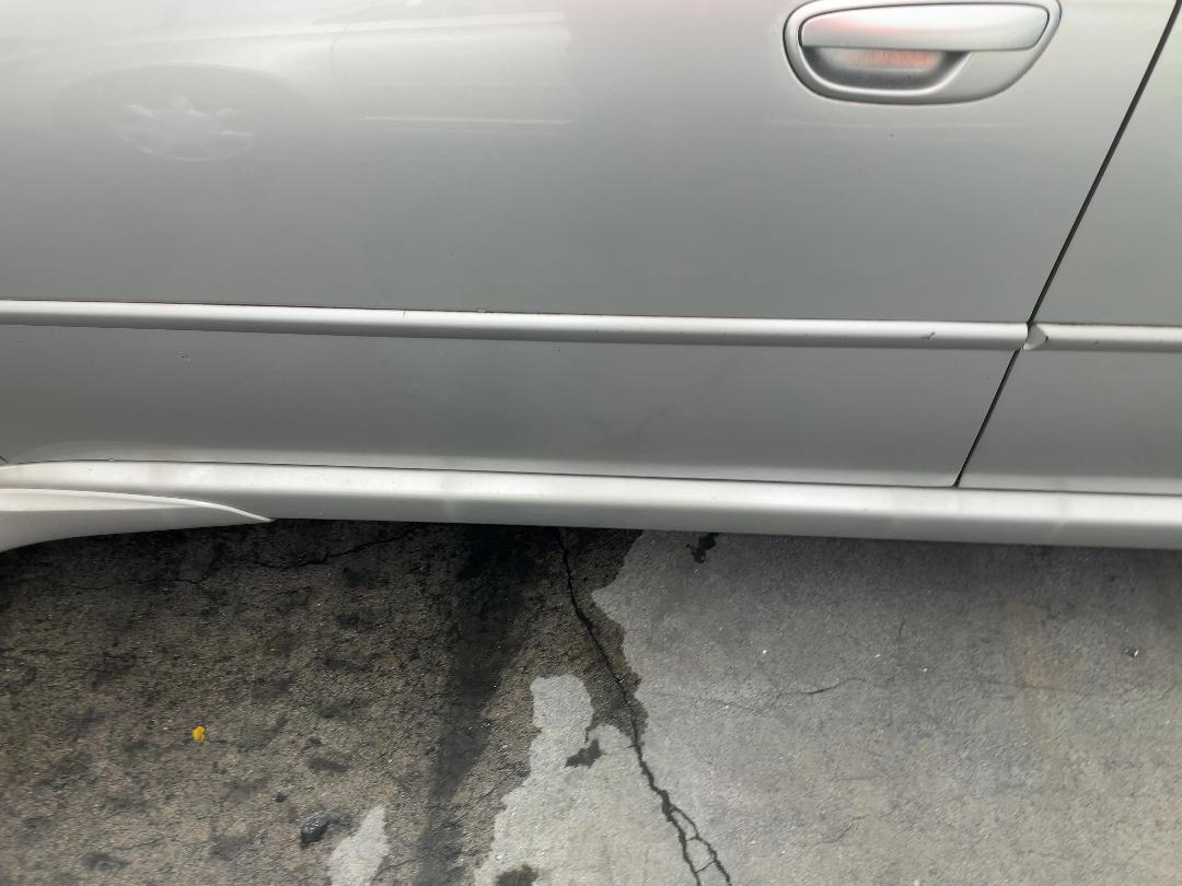 Photo '10' of Subaru Legacy