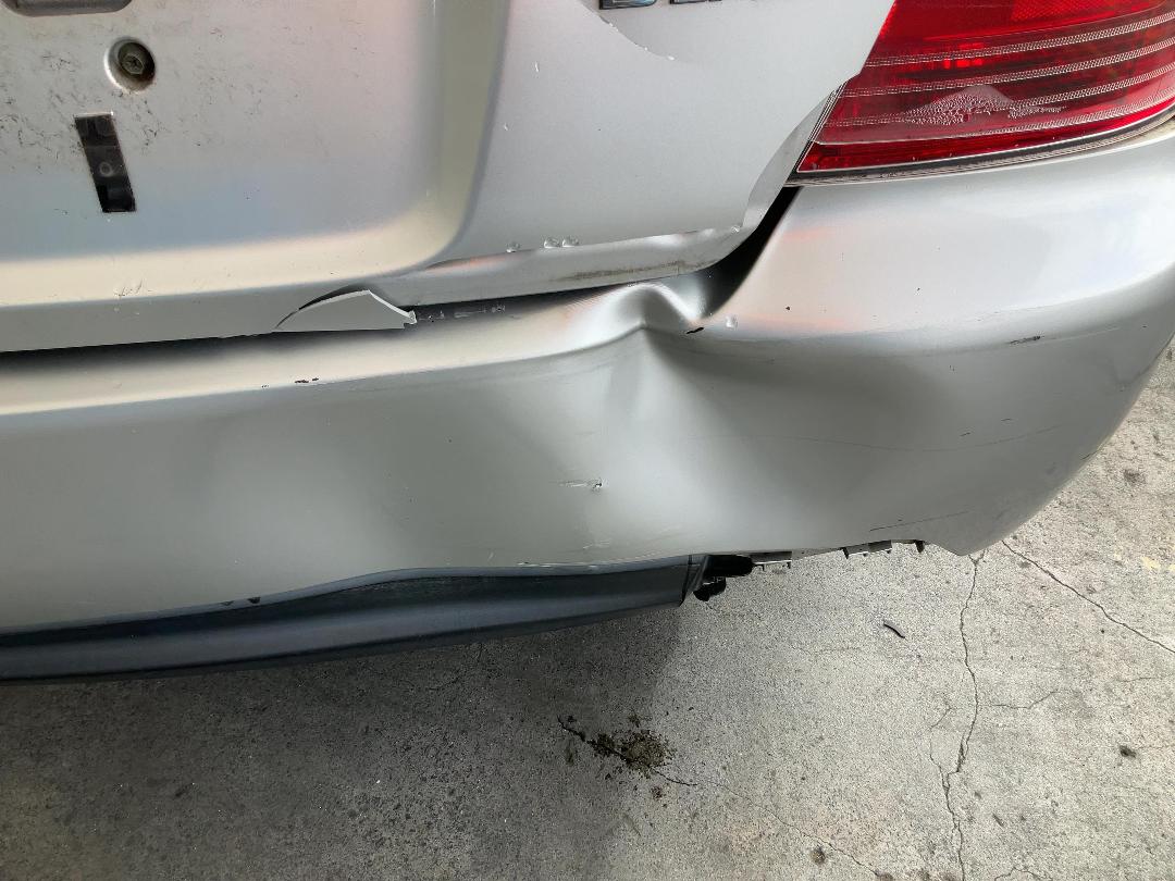 Photo '16' of Subaru Legacy