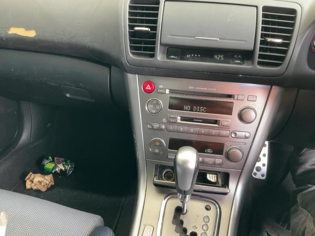 Photo '26' of Subaru Legacy