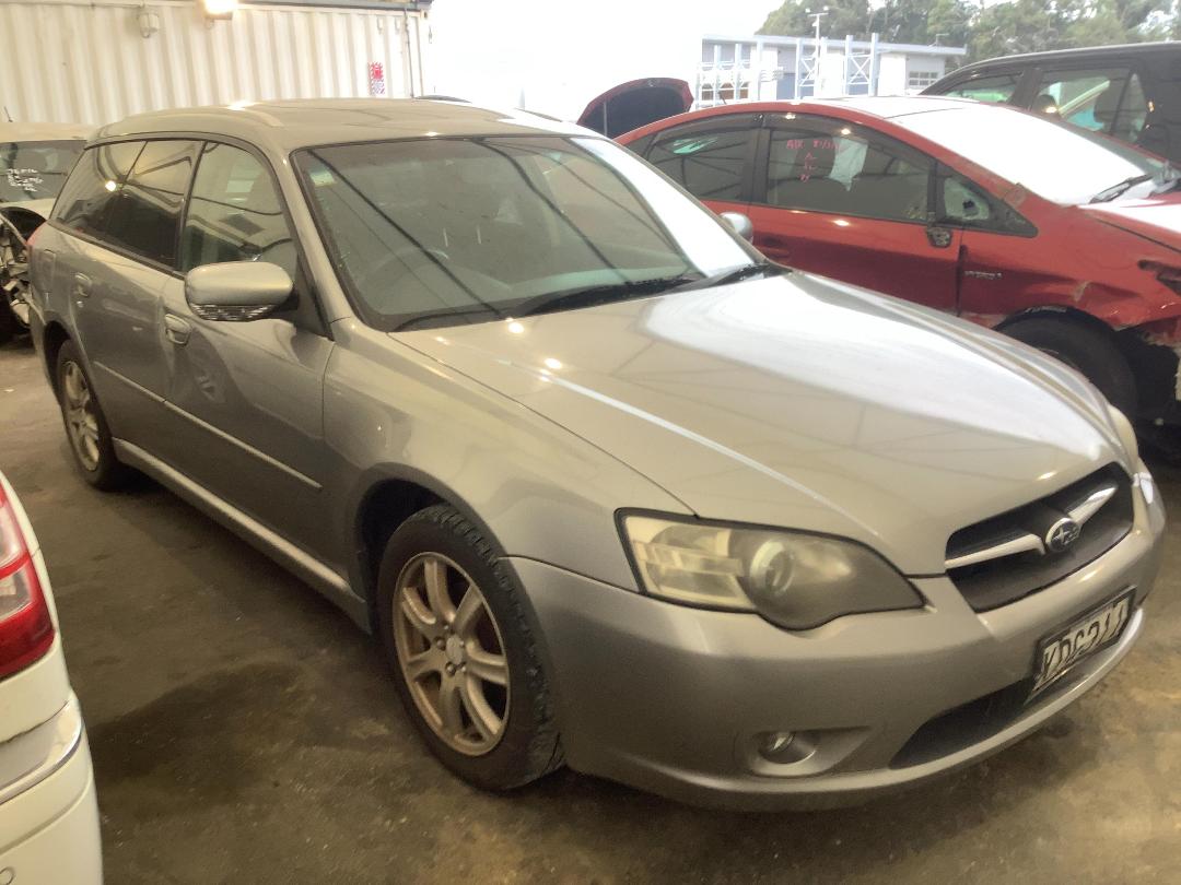Photo '2' of Subaru Legacy