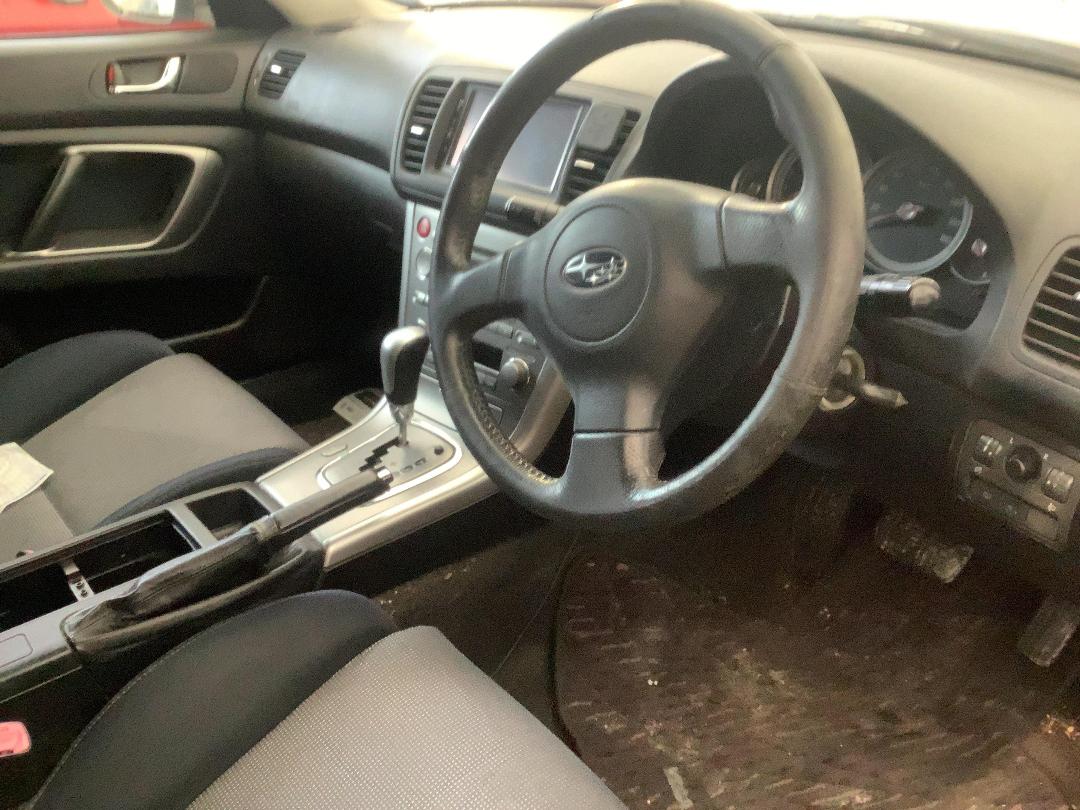 Photo '14' of Subaru Legacy