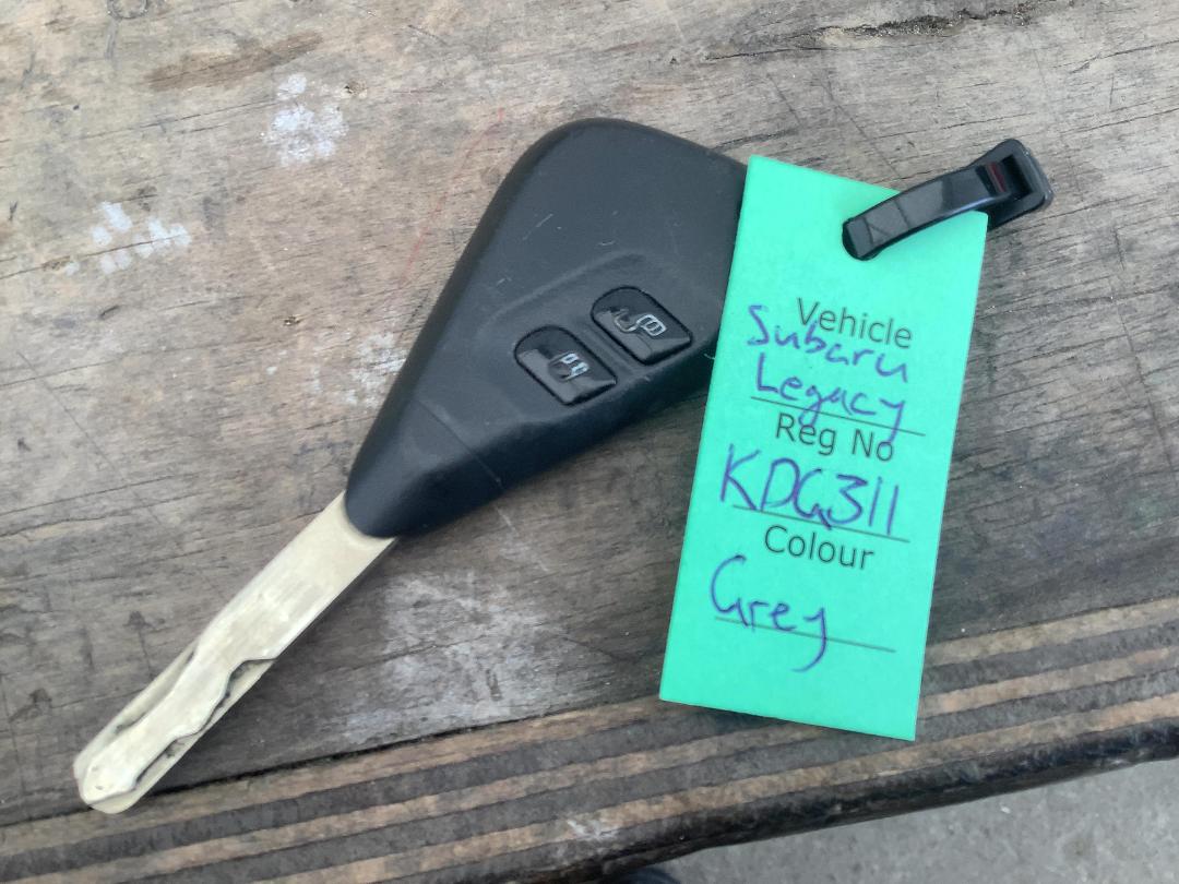 Photo '28' of Subaru Legacy