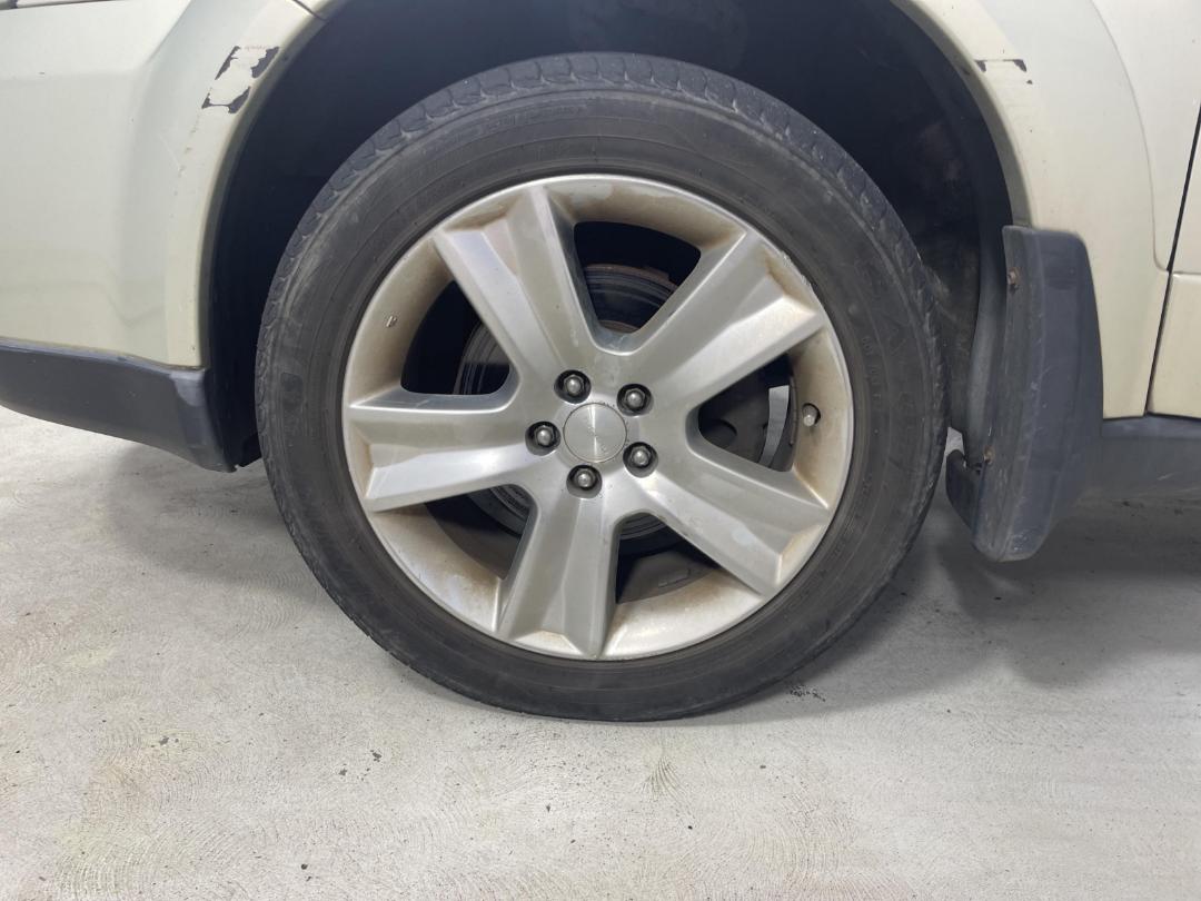 Photo '5' of Subaru Outback Photo '5' of Subaru Outback