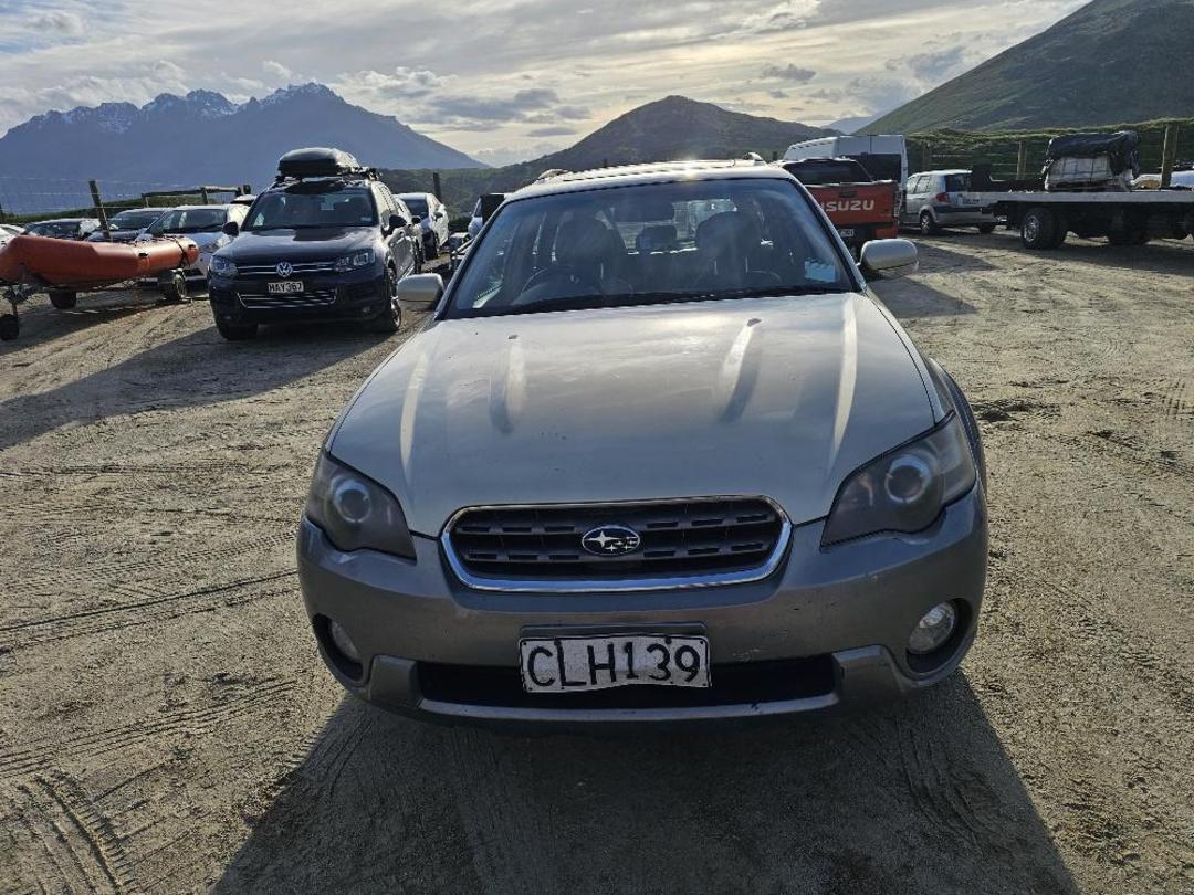 Photo '8' of Subaru Outback R LTD